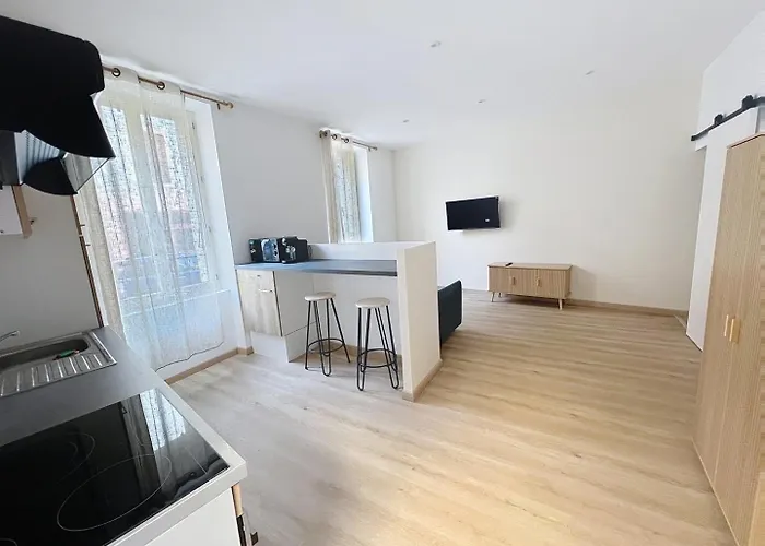아파트 Charmant Appartement *
